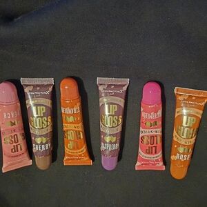 Miss Factory Lip Gloss Set - Assorted Colors
